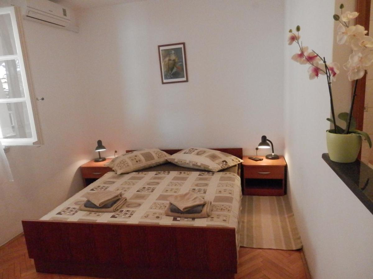 Selak, Apartmán Makarská